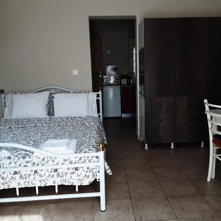 Dom wakacyjny Modern Agioi Theodoroi (Corinthia)